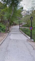 Tramo actual con escaleras entre la pasarela del Júcar y el Juego de Bolos